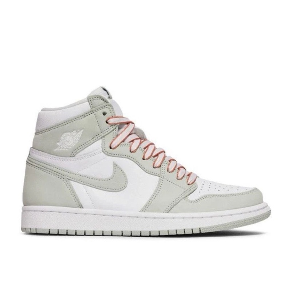 Women’s Air Jordan 1 Retro High OG in Seafoam